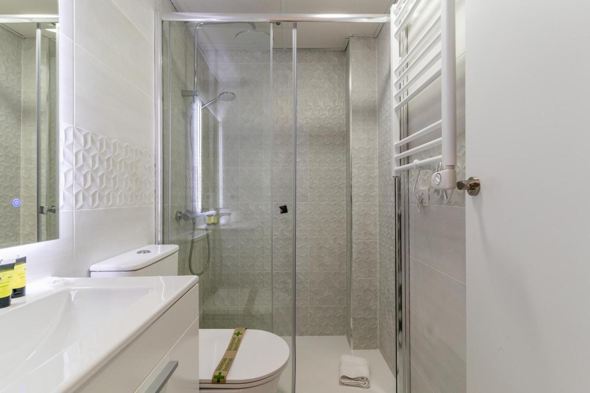 Modern Studio-1Bathroom-Chueca Madri Exterior foto